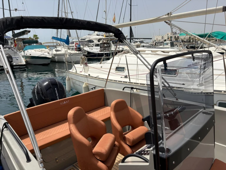 Pronájem jachty v Port d'Alicante -Giant 600 SPORT na Samboatu