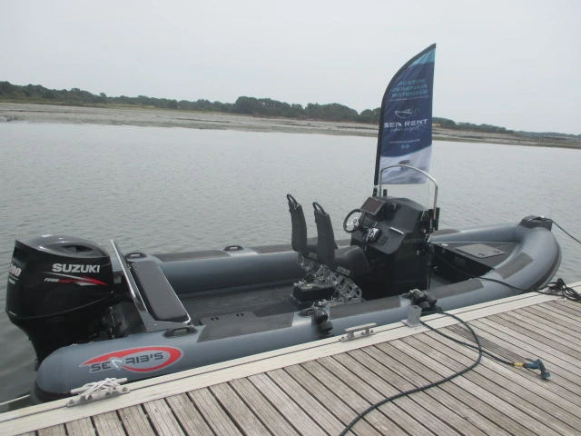 Pronajmout si Searib's 6.70 fishing v Vannes