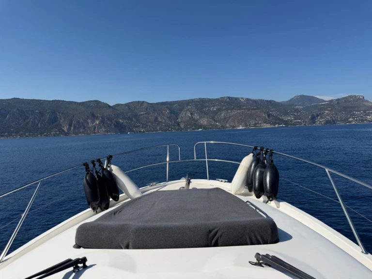 Pronájem Motorová loď v Beaulieu-sur-Mer -Jeanneau Prestige 34 Open