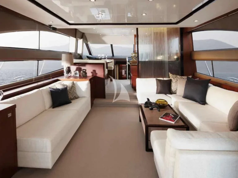 Pronajmout Jachta se skipperem či ne Princess v Beaulieu-sur-Mer