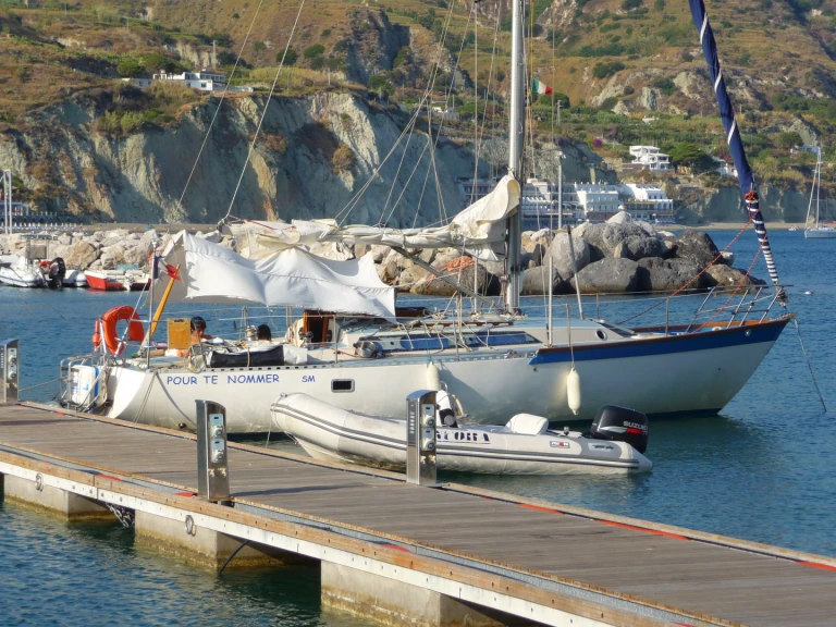 Pronajmout Plachetnice se skipperem či ne Harle v Milazzo