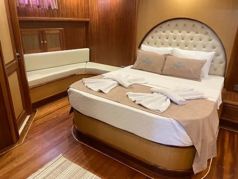 Custom Made Custom made jednotlivci a charterové společnosti v Marmaris