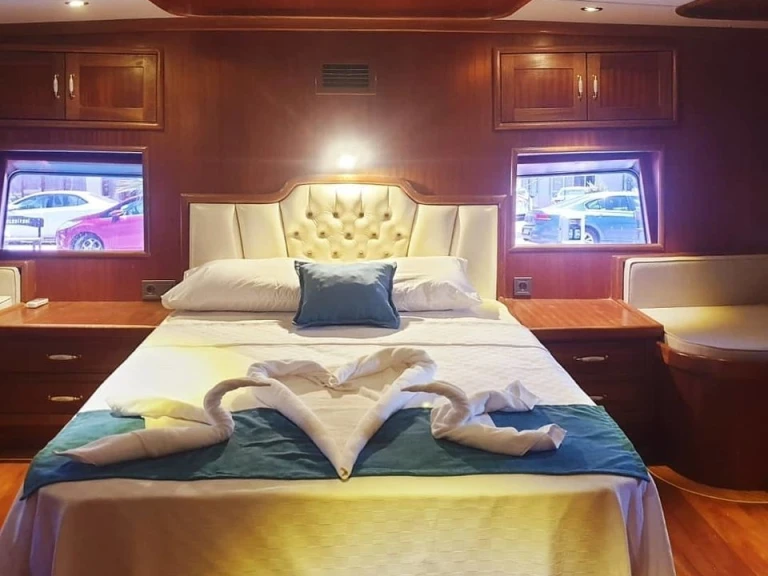 Pronajmout si Custom Made Custom made v Bodrum