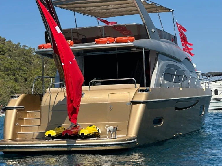 Pronajmout Jachta se skipperem či ne Custom Made v Göcek 