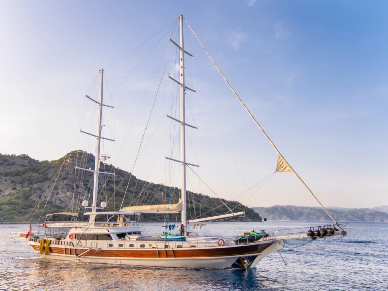Pronajmout Plachetnice se skipperem či ne Custom Made v Göcek 