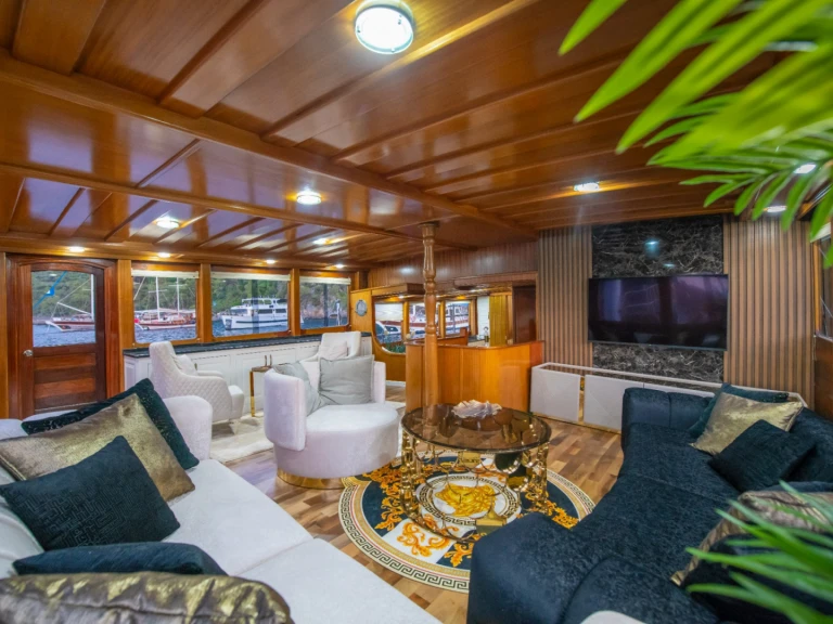 Pronájem jachty v Göcek  -Custom Made Custom made na Samboatu