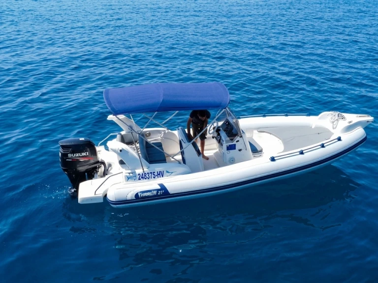 Pronajmout Polotuhá loď se skipperem či ne Marlin Boat v Bol