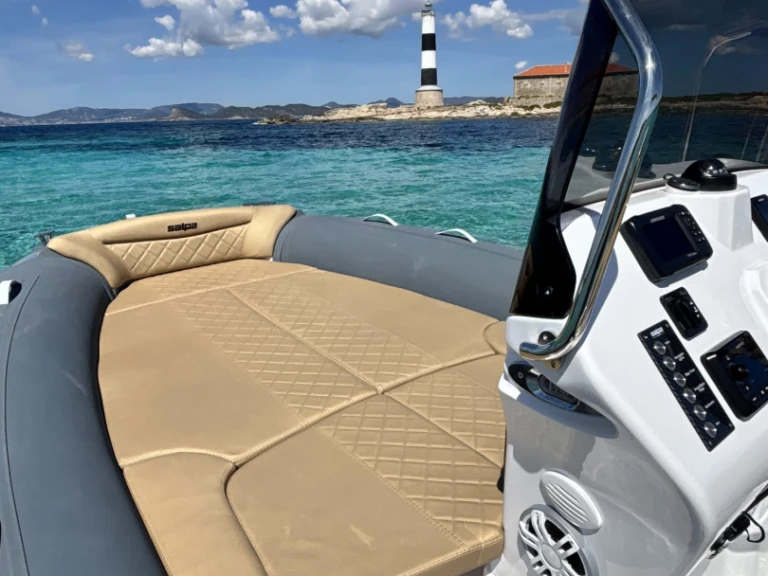 Pronájem lodi Zodiac-NZO 760 BAMBI v Port d'Alcudia na Samboatu
