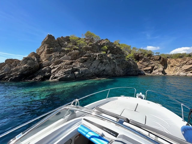 Pronájem lodi Jeanneau Cap Camarat 7.5 WA Serie 2 v Port Cogolin na Samboatu
