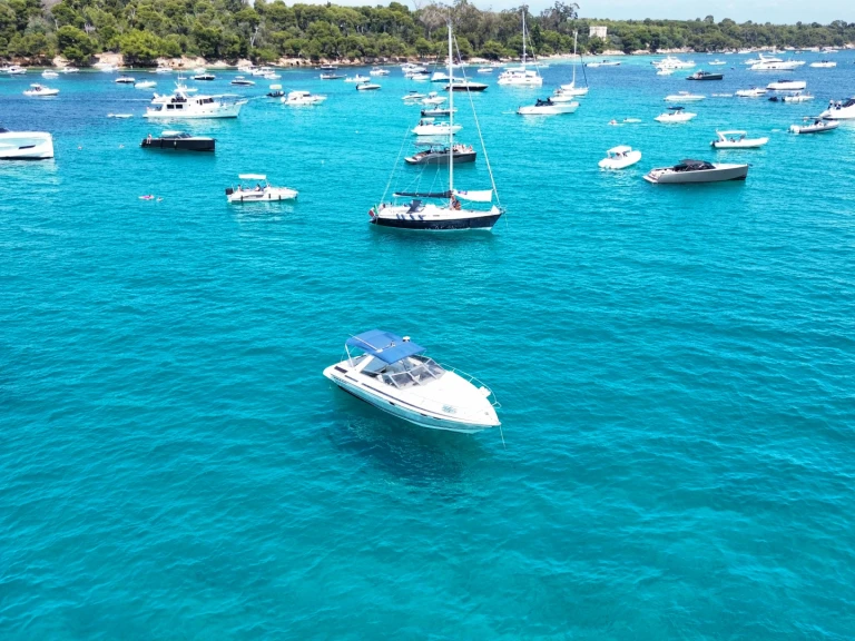 Pronajmout Motorová loď se skipperem či ne Sunseeker v Cannes