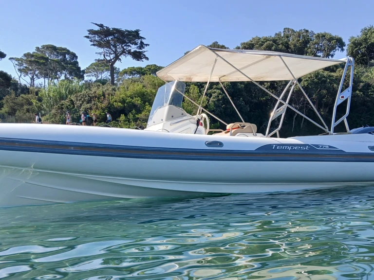 Pronájem jachty v Hyeres -Capelli Capelli 770 Luxe na Samboatu