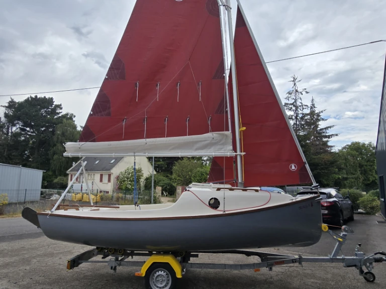 Pronájem jachty v Le Cap d'Agde -Skellig Skellig 3 na Samboatu