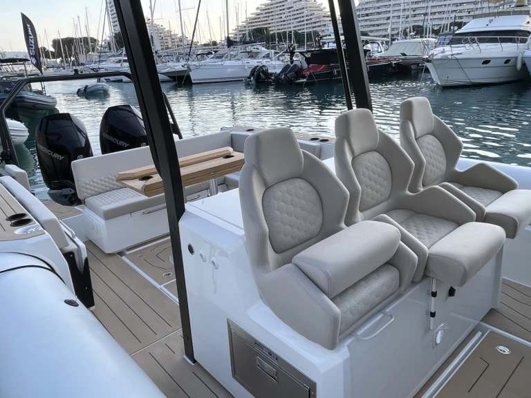 Pronájem lodi La Trinité-sur-Mer lákavé ceny ADV9