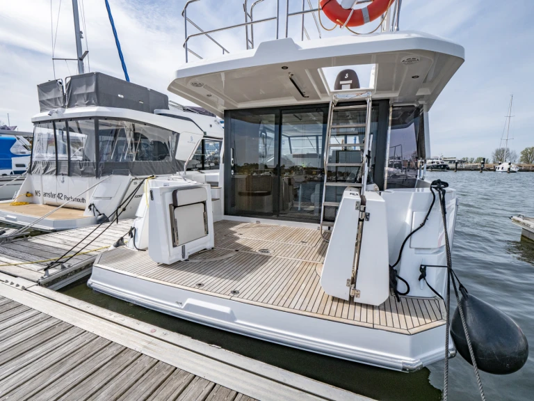 Pronájem jachty v Kröslin -Bénéteau Swift Trawler 35 na Samboatu