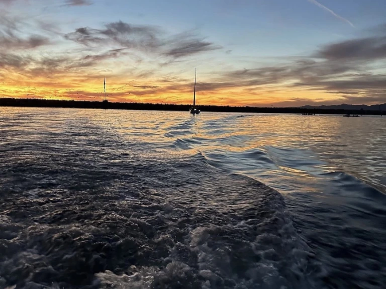 Pronájem lodi Sea Ray Sundancer v Los Angeles County na Samboatu