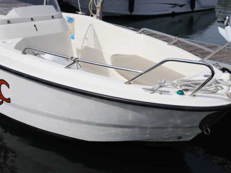 Pronájem Motorová loď v Port de Sète -Quicksilver Activ 455 Open