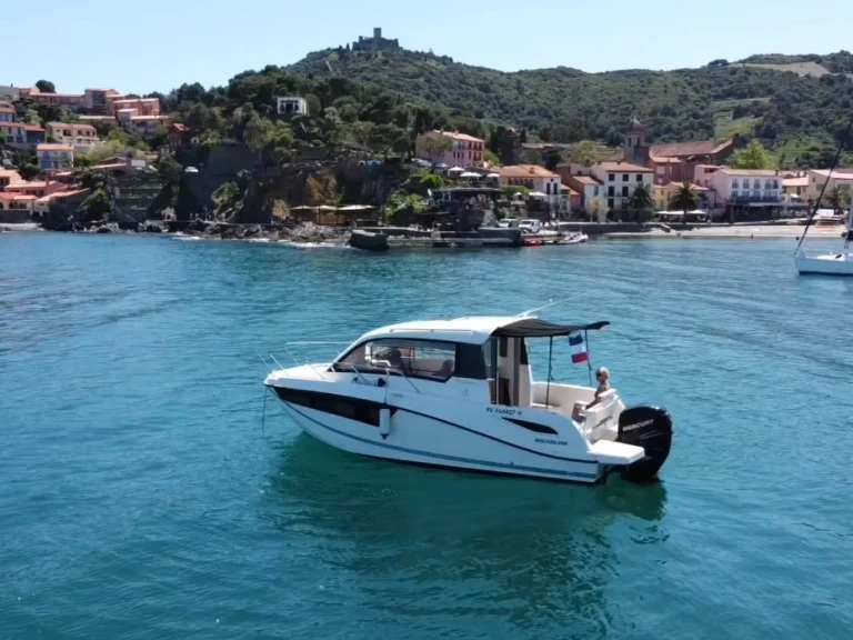 Pronájem lodi Quicksilver Activ 755 Weekend v Saint-Cyprien na Samboatu