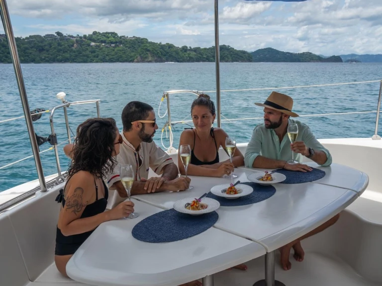 Pronajmout Jachta se skipperem či ne Custom Made v Bahía Culebra