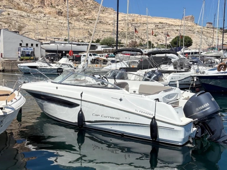 Motorová loď k pronájmu v Marseille za nejlepší cenu