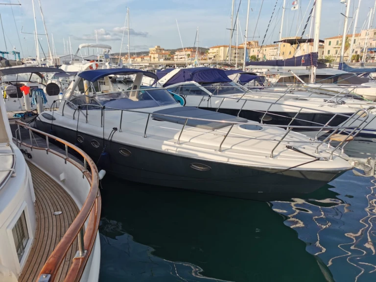 Pronajmout si Horizon Manò Marine 38.50 v San Vincenzo