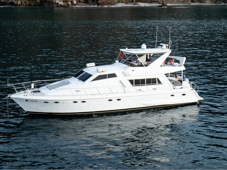 Pronájem jachty v Bahía Herradura -Custom Made custom na Samboatu