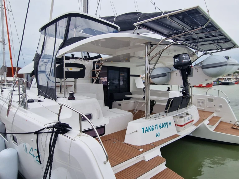 Pronájem lodi Bonifacio lákavé ceny Lagoon 42