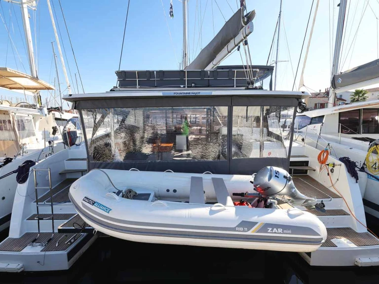 Pronajmout si Fountaine Pajot Tanna 47 v Trogir