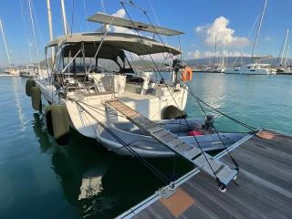 Bénéteau Oceanis 51.1 jednotlivci a charterové společnosti v Lefkáda