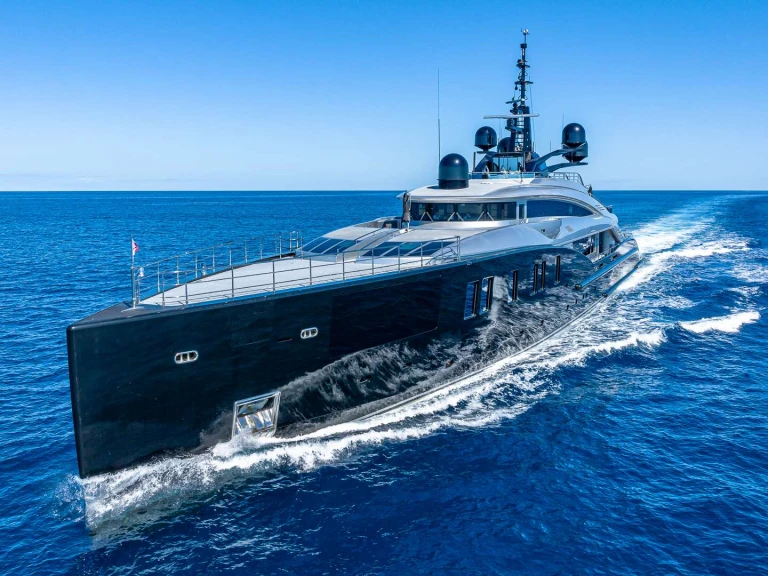 Pronájem Jachta ISA, RODRIGUEZ GROUP ITALY s licencí