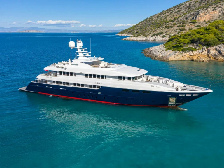 Pronajmout si Mondomarine ZALIV III v Atény