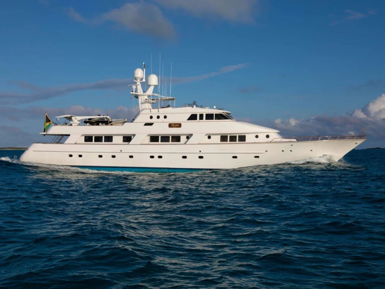 Pronájem jachty v Newport -NQEA Yachts Jack Hargrave design RENA na Samboatu