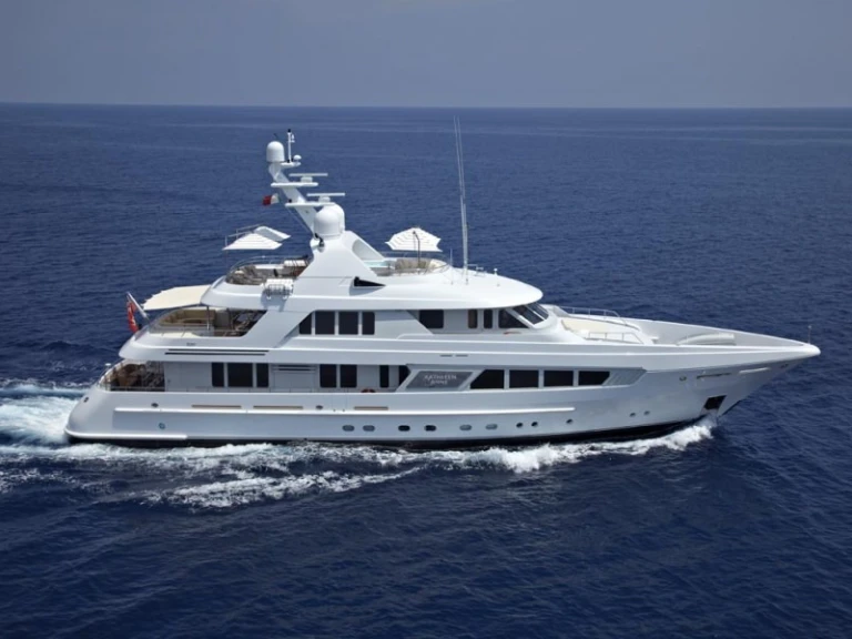 Feadship KATHLEEN ANNE jednotlivci a charterové společnosti v Imperia