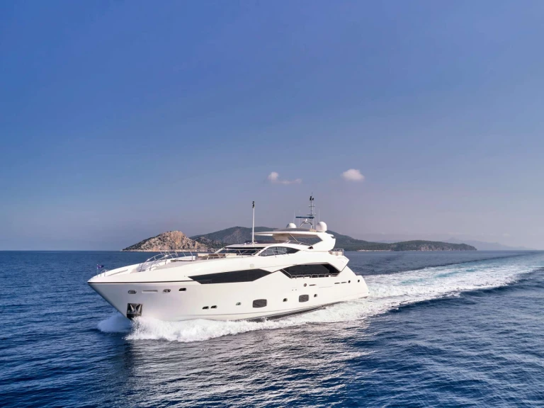 Sunseeker MAKANI II jednotlivci a charterové společnosti v Atény