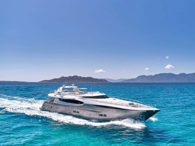 Pronájem jachty v Atény -Mondomarine SANJANA na Samboatu