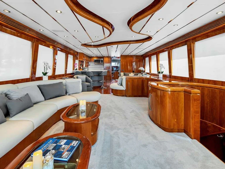 Pronájem lodi Hargrave Dream On v Nassau na Samboatu