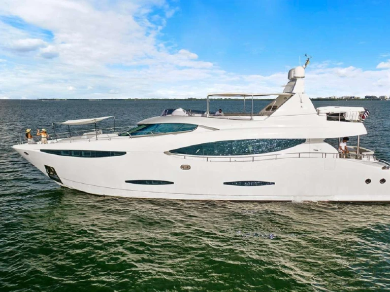 Pronájem Jachta v Bahamy -Custom 90' Custom Build