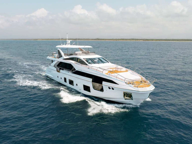 Pronájem jachty v Skiathos -Azimut Vesta na Samboatu