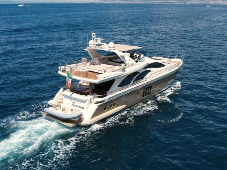 Pronajmout si Azimut FOREVER ROSANNA  v Castellammare di Stabia