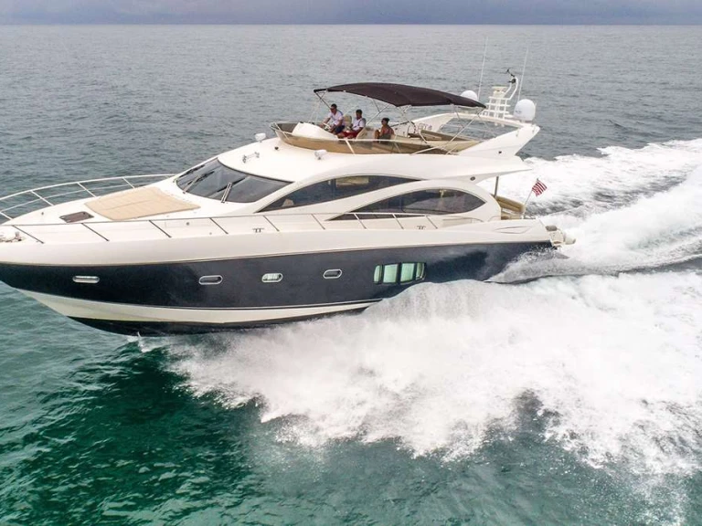 Pronájem Jachta v Bahamy -Sunseeker TWINS