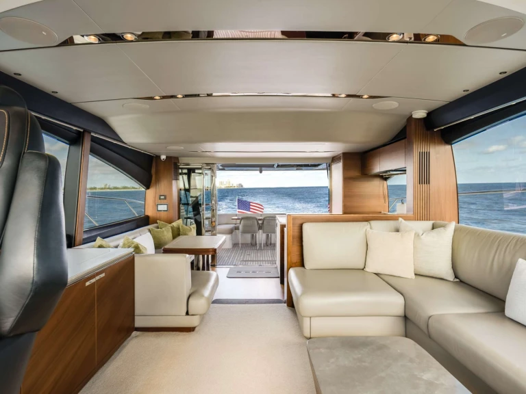 Jachta k pronájmu v Sag Harbor Cove za nejlepší cenu