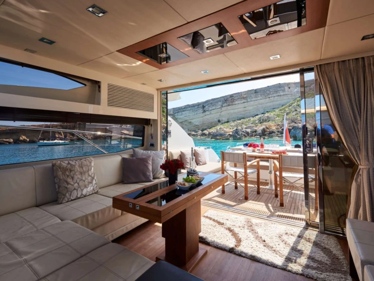 Pronájem jachty v Valletta -Sunseeker Vellamo na Samboatu