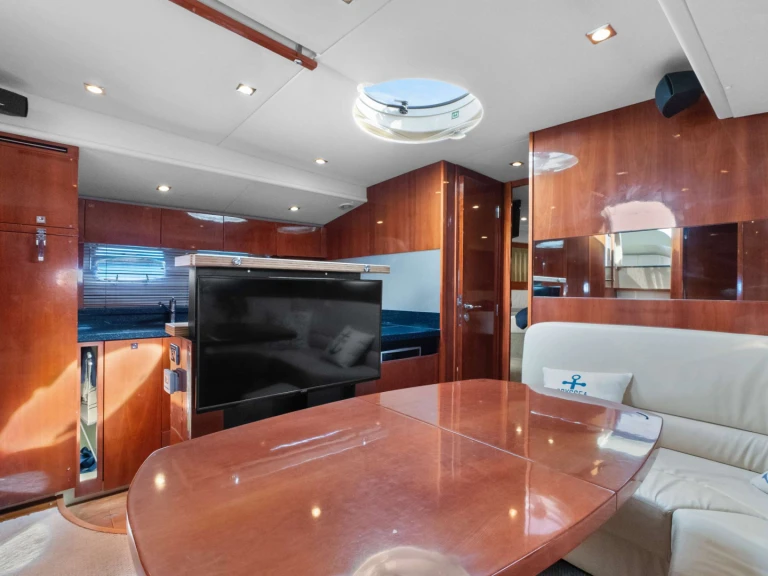 Pronajmout Jachta se skipperem či ne Fairline, U.K. v City of West Palm Beach