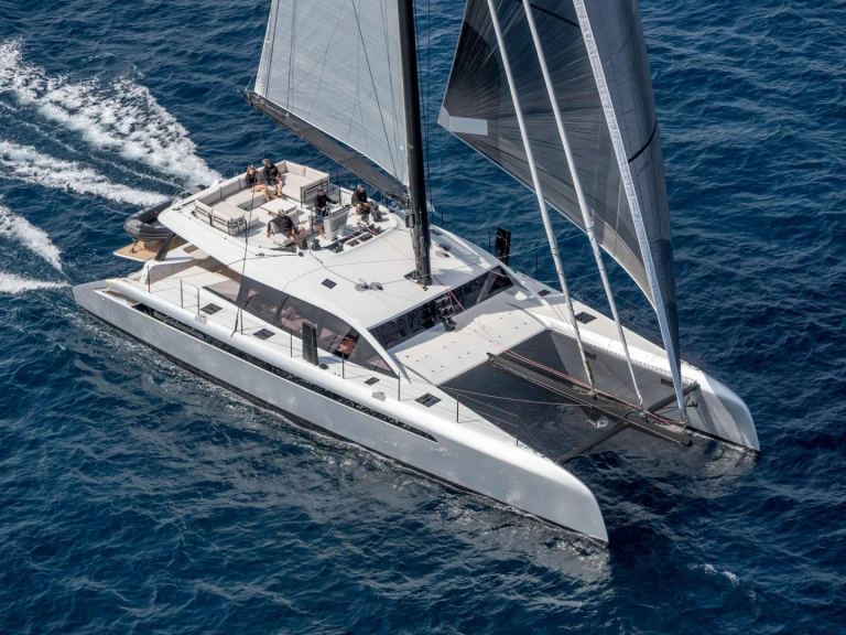 Pronajmout si Gunboat WONDERFUL v Korsika