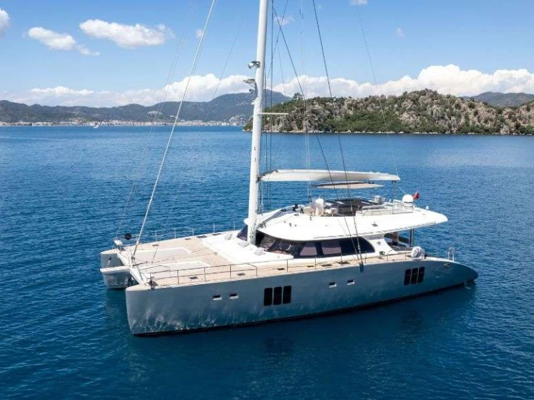 Pronájem lodi Sunreef SEAZEN II v Bonifacio na Samboatu