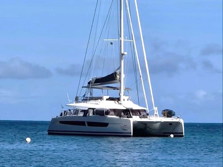 Pronájem jachty v Korsika -Fountaine Pajot LOOMA na Samboatu