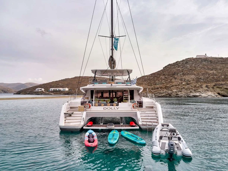 Pronájem Jachta Fountaine Pajot s licencí