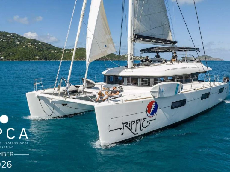 Pronájem lodi Saint Thomas Island lákavé ceny RIPPLE