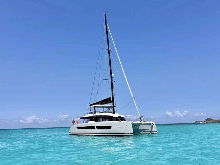 Pronajmout Jachta se skipperem či ne Fountaine Pajot v Britské Panenské ostrovy