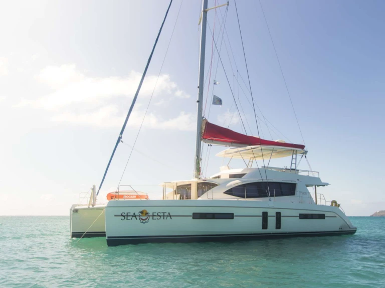 Leopard SEA ESTA jednotlivci a charterové společnosti v Saint Thomas Island