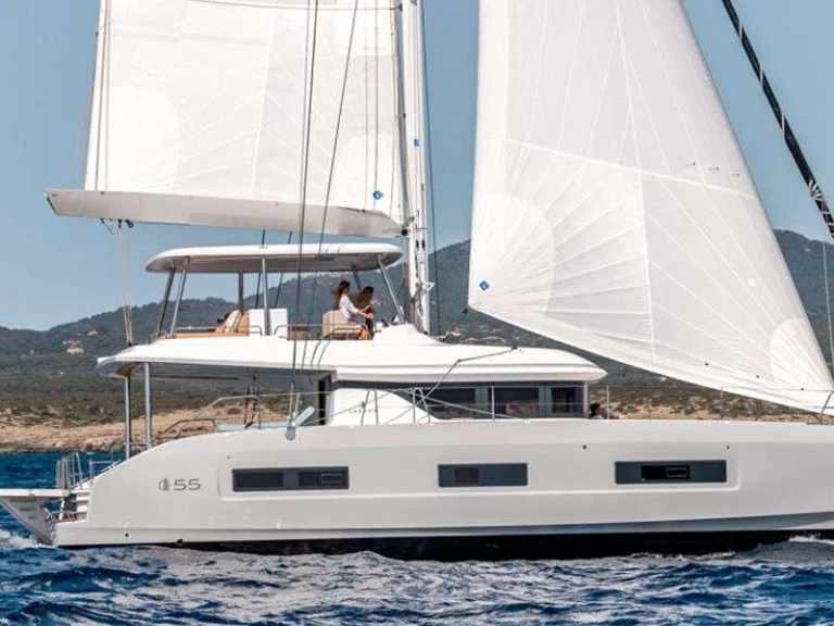 Lagoon LULU jednotlivci a charterové společnosti v Ionian coast
